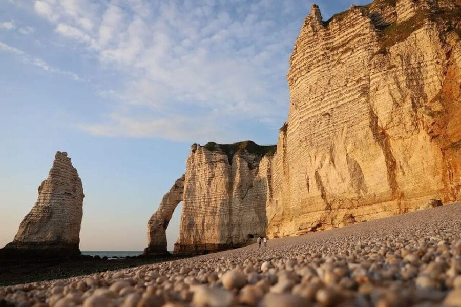 Normandy: Étretat Cliffs Private Guided Tour - Exploring Each Part of the Experience