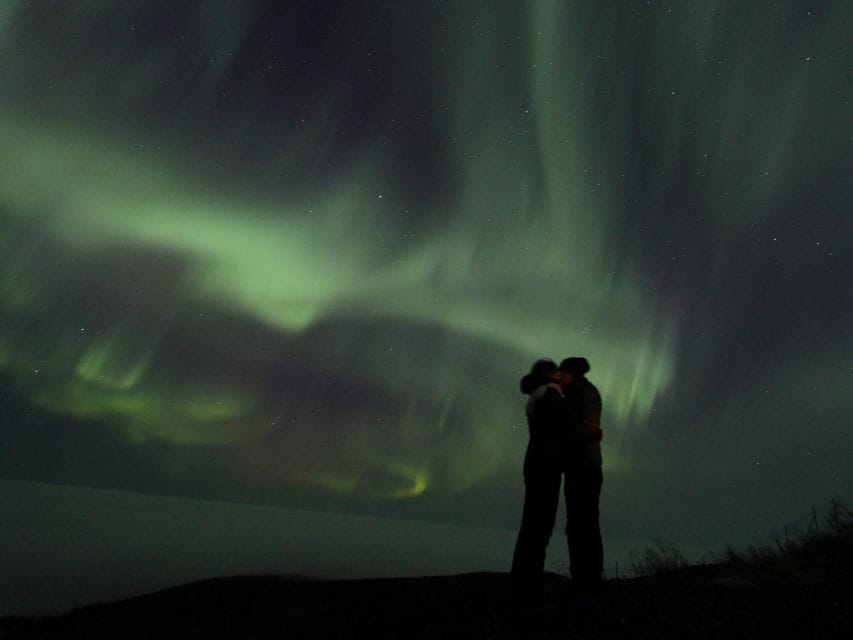 Northern Lights Snowshoe Hike - The Welcome and Safety Briefing