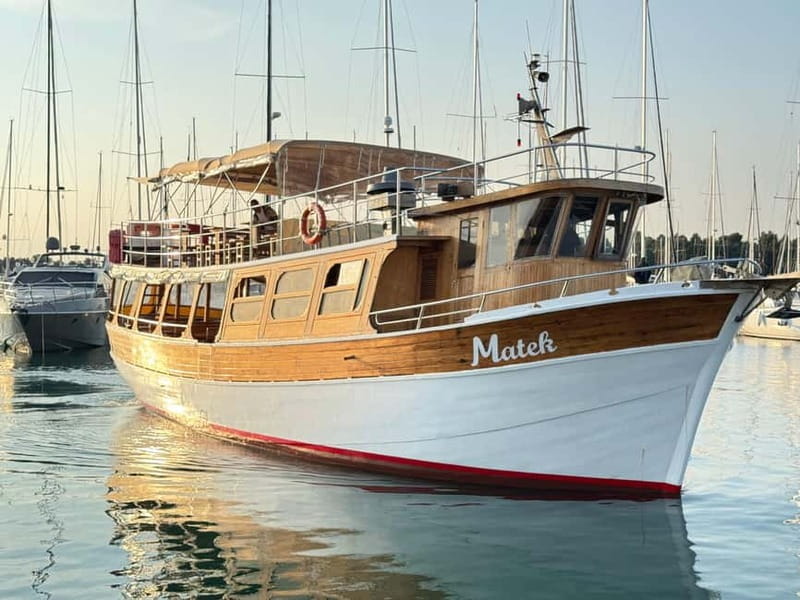 Novigrad: Sunset Dolphin Watching Boat Tour by Matek - The Itinerary: A Short but Sweet Coastal Expedition