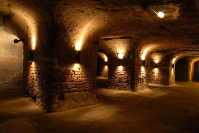Nuremberg: Historical Rock Cellars Tour - What You Get for the Price