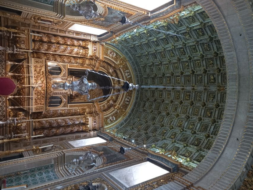 Óbidos & Nazaré Private Tour - Nazaré’s Spectacular Waves and Coastal Charm
