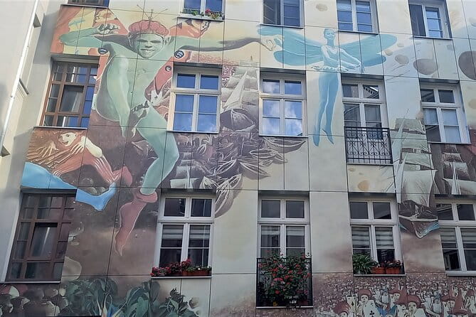 ód - 1-day tour to the most surprising Polish city (from Warsaw) - Who will enjoy this tour?