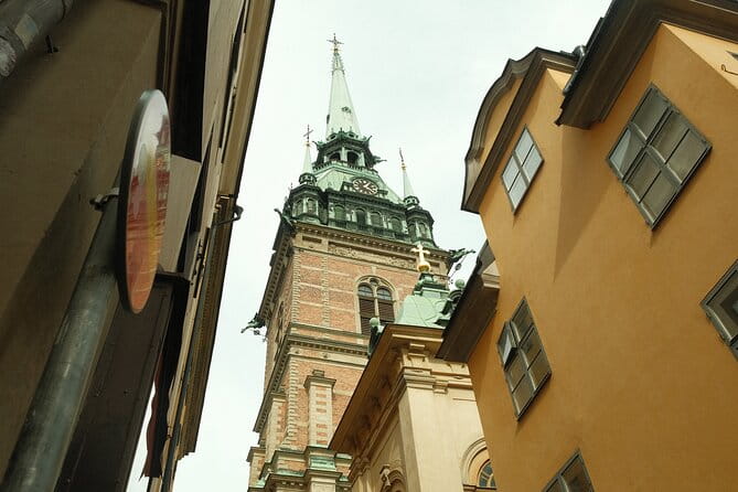 Old Town Self-Guided Tour with interactive challenges - Practical Considerations and Value