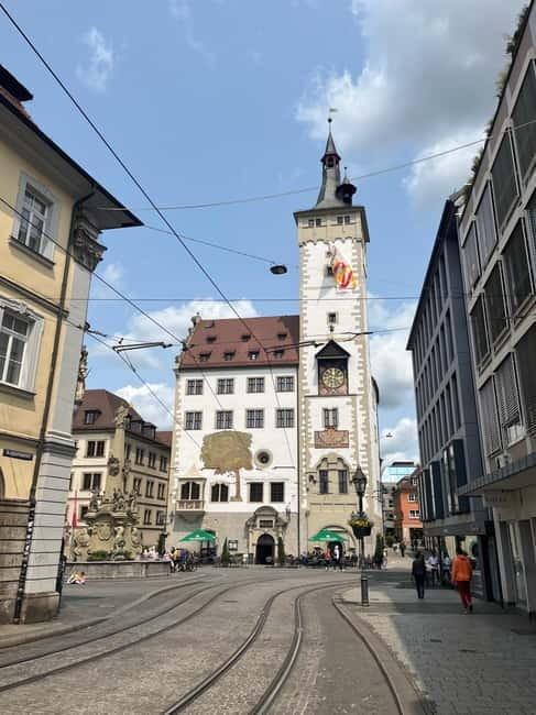 Old town tour of Würzburg with wine tasting on the Old Main Bridge - What Makes This Tour Stand Out