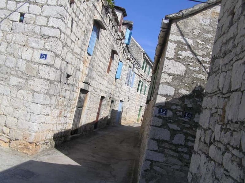 olta Island from Split: 5-Hour Olive Oil Tour with Lunch - Who Will Love This Tour?