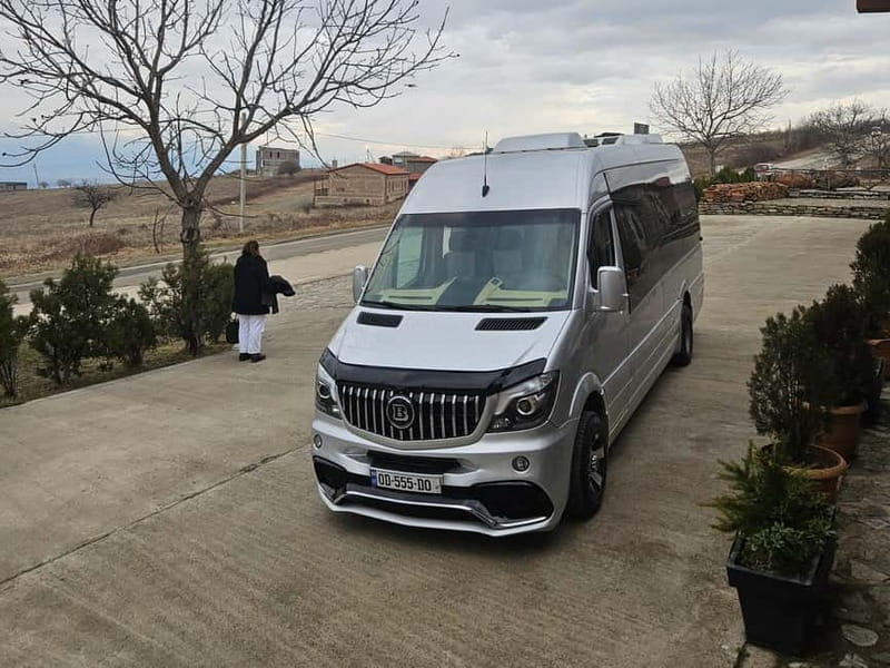 One-day tour in Kakheti with a guide and free wine tasting - Exploring Bodbe Monastery: A Spiritual and Scenic Gem