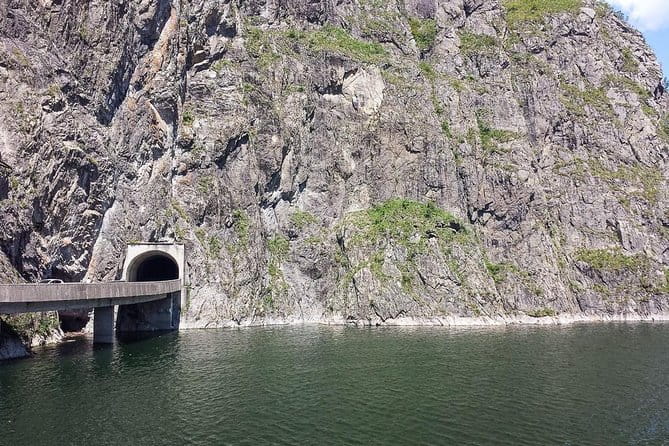 One day tour Transfagarasan , Balea waterfall, Fagaras fortress from Brasov - Fagaras Fortress: A Step Back into Medieval Romania