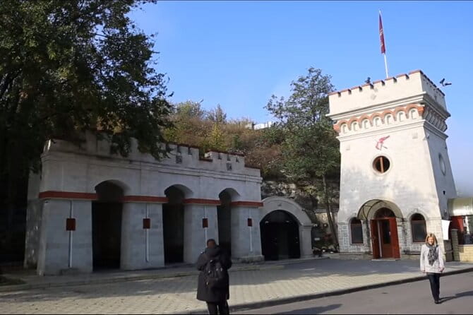 One-Day Vlad the Impaler Royal Court Private Tour from Bucharest - Who This Tour Is Perfect For