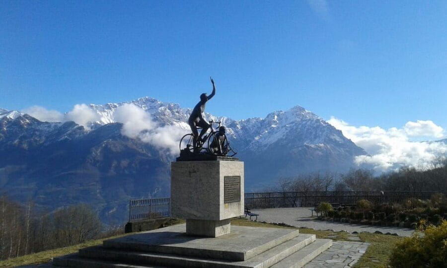 Onno-Ghisallino E-Bike & Road Bike Tour - The Towns and Valleys: A Charming Lakeside and Mountain Mélange