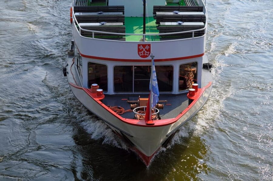 Original Strudelrundfahrt - Inside the Regensburg Waterway: What to Expect