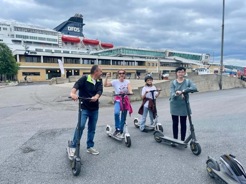Oslo City Tour by E-scooter - The Highlights and How They Fit Together