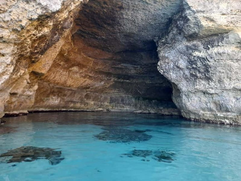 Otranto: Albatros Boat Private Tour with Aperitif and Snacks - Price and Logistics: Is It Good Value?