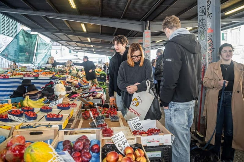 Padua: Walking Tour & Traditional Cooking Class with Wine - The Charm of the Local Home Kitchen