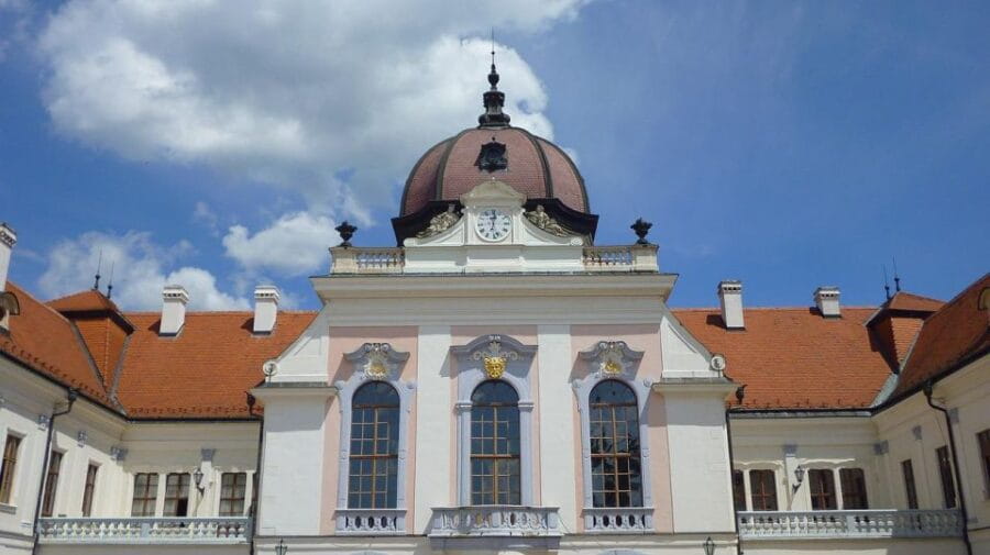 Palace of Queen Elisabeth Tour - Exploring Gödöllő Palace: An Authentic Royal Experience