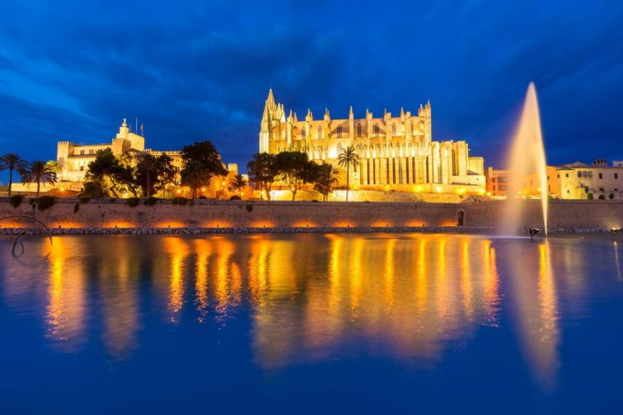 Palma de Mallorca: Self-Guided Audio Tour - Breaking Down the Itinerary: What You’ll See and Experience