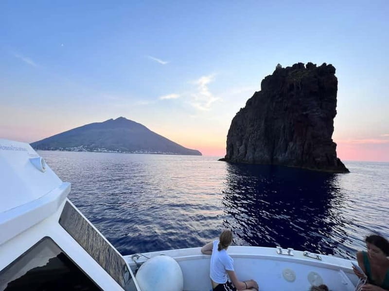 Panarea+Stromboli: boat excursion and snorkeling,departure from Lipari - Price and Logistics