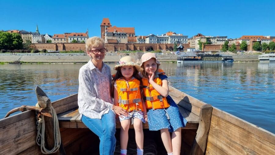 Panorama of Toru - 30-minute cruise - A Few Words on the Practicalities