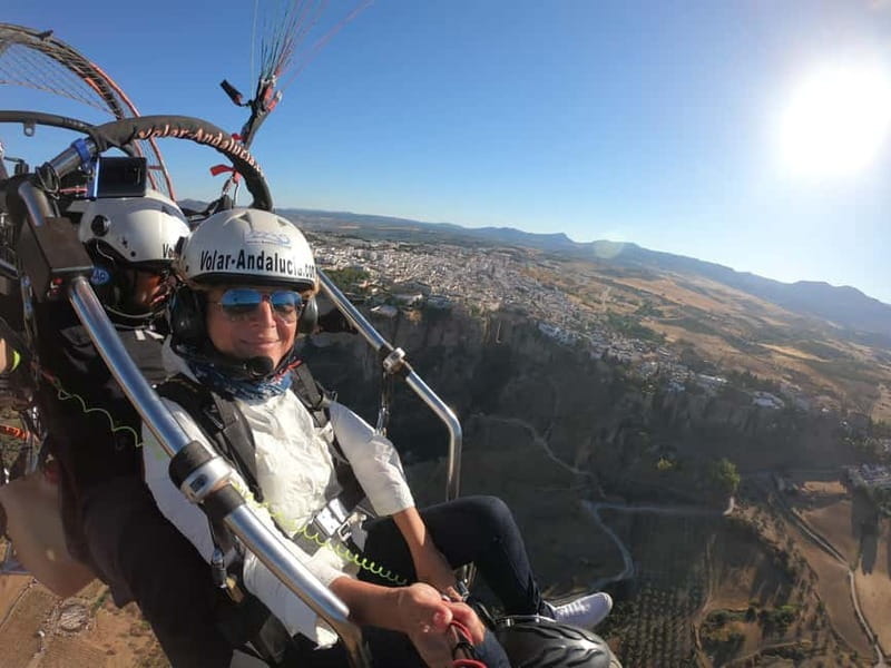 Paramotor flight in Ronda (Málaga), near Marbella - The Experience: What You’ll Actually Feel and See