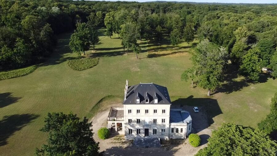 Paris: Aumont-en-Halatte Horseback Riding Tour - Exploring the Forests of Chantilly and Senlis