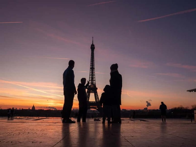 Paris Before the Crowds: Sunrise Walk & Breakfast - Starting Point: Place du Trocadéro et du 11 Novembre