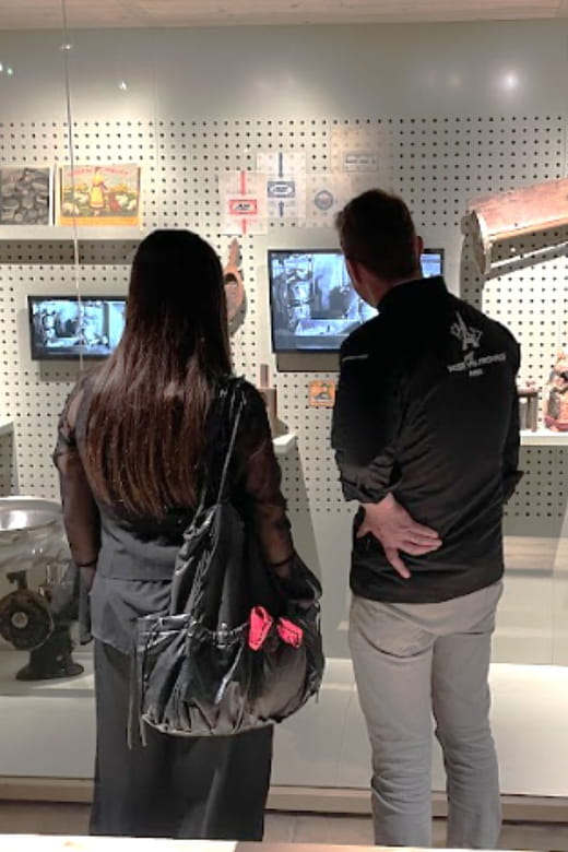 Paris: Living Cheese Museum Guided Tour with Cheese Tasting - Exploring Paris’s Cheese Scene: A Deep Dive into the Living Cheese Museum Experience