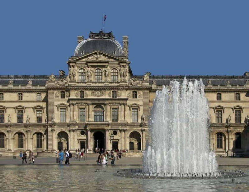 Paris: Louvre Museum Skip-the-Line Guided Tour - Practical Considerations: Booking, Accessibility, and Flexibility