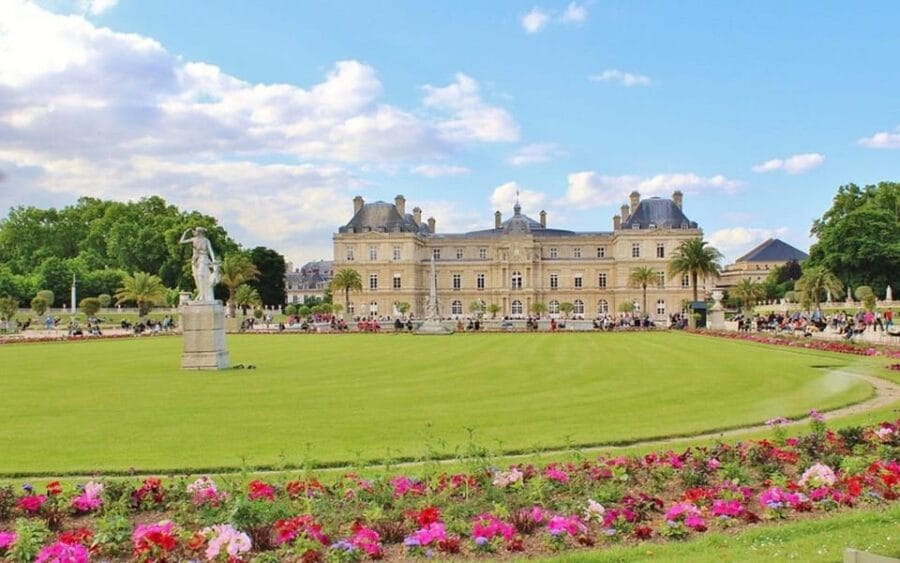 Paris: Private Full or Half-Day Sightseeing Tour with Local - FAQ