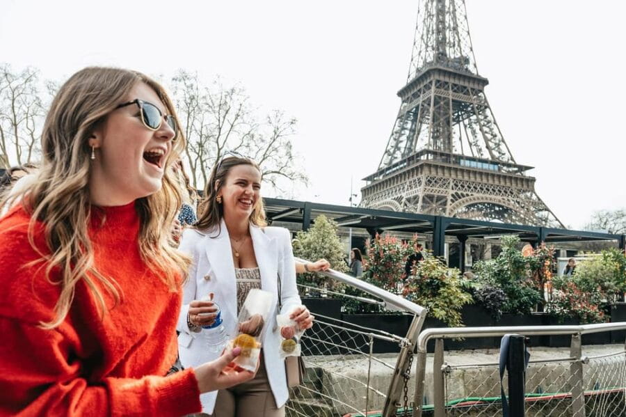 Paris: Seine Cruise and Macaron Tasting by the Eiffel Tower - Why This Tour Is a Smart Choice for Many Travelers