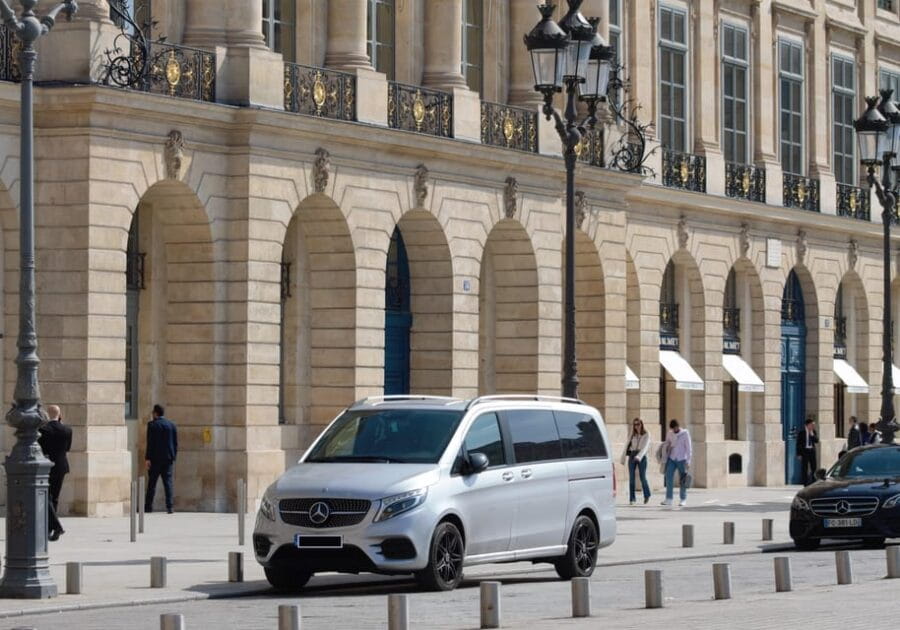 Paris VIP: Landmarks & Sightseeing Chauffeur Driven Tour 5hr - Why This Tour Works Well