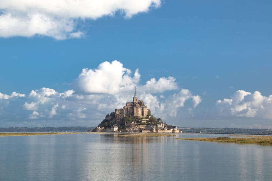 Paris VIP: Le Mont Saint Michel Chauffeur Driven Tour 14hrs - Exploring Mont Saint-Michel: The Highlight