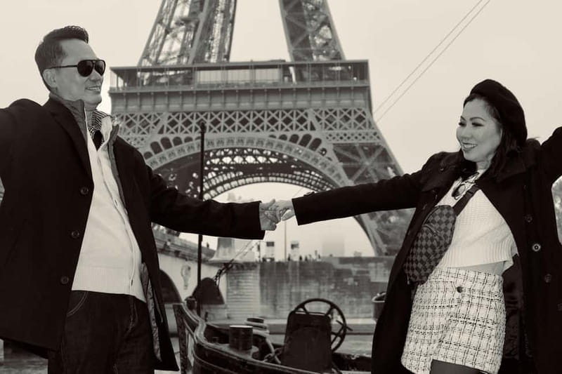 Paris: VIP Private Photo Tour - Eiffel Tower & Louvre - Discovering Paris through the Lens: A Detailed Review