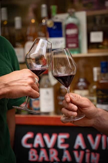 Paris : Wander & Wine - A Montmartre Foodie Adventure - Exploring Montmartre: Walking Through Art and History