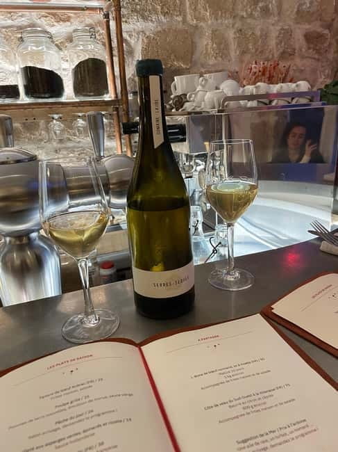 Pau Wine Experience : Guided Tasting in Top Wine Bars - Why This Tour Works Well for Different Travelers