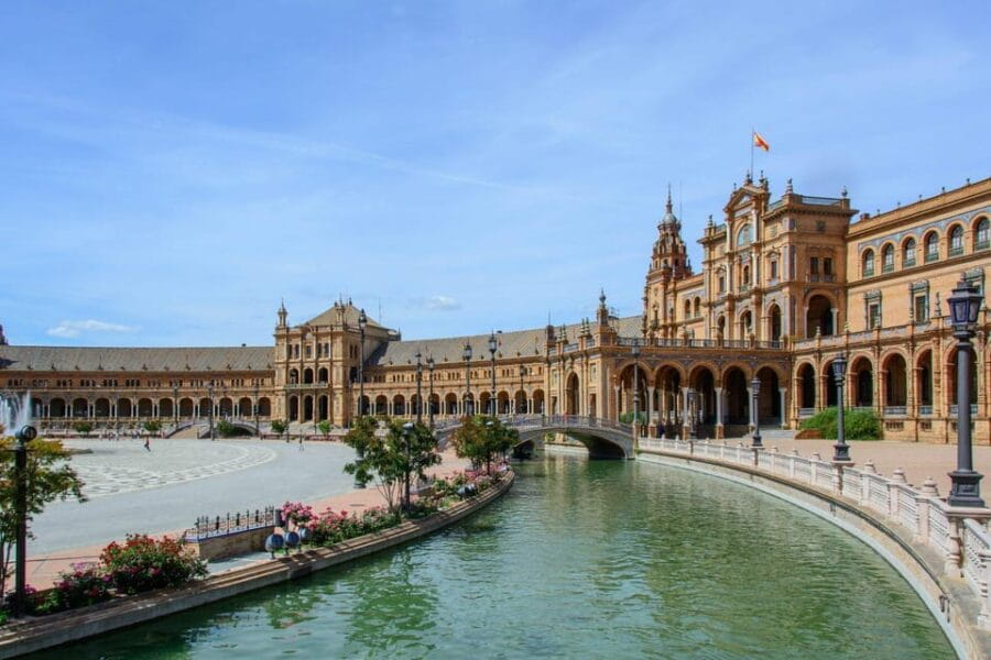 Pearls of Seville  Walking Tour for Couples - The Big Names: Seville’s Most Photogenic Sights