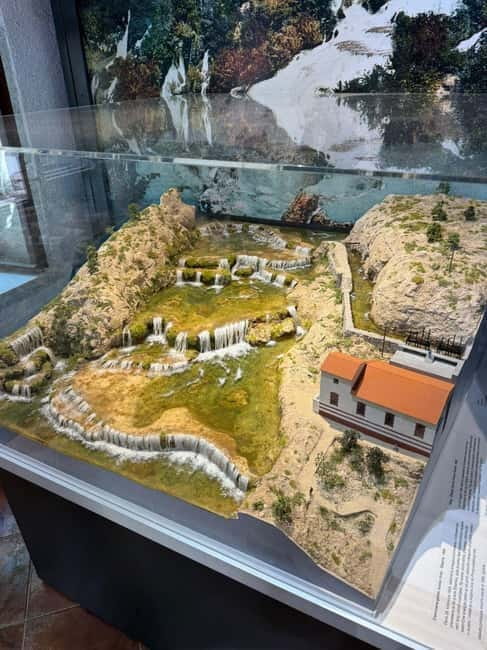 Perfect for Cruise Ship Guests: Split Walking Tour & Krka - Discovering Split: A Walk Through Time