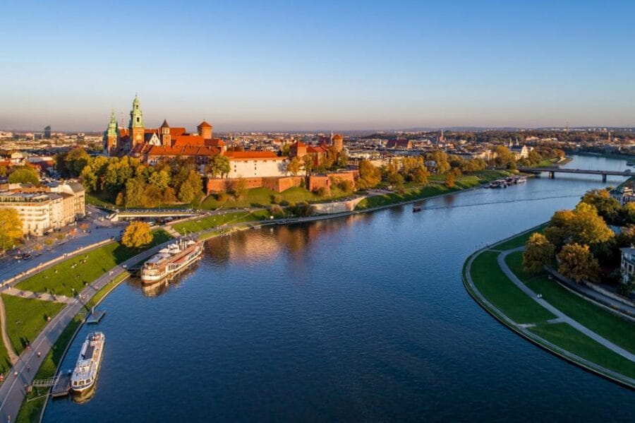 Picturesque Cruise on the Vistula in the Heart of Krakow - Why It’s Worth the Price