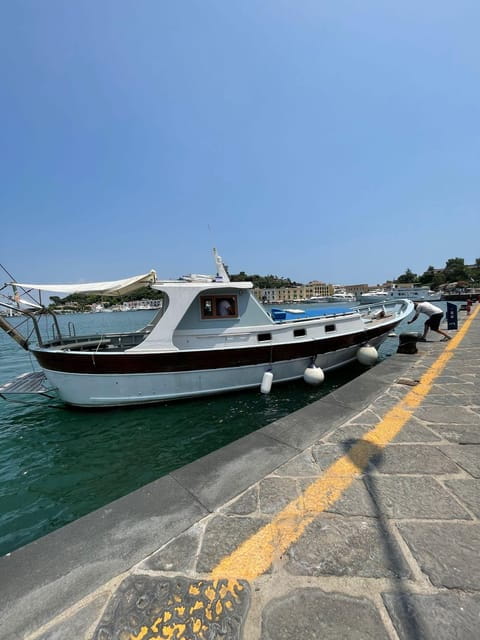 Pirate's outing - Island of Ischia tour with bath and lunch - The Authentic Lunch and Local Delights