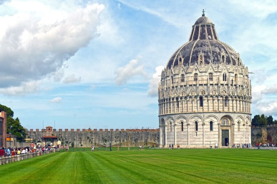 Pisa: 1.5-Hour Small Group Leaning Tower Tour with Tickets - Exploring the Cathedral and Other Monuments