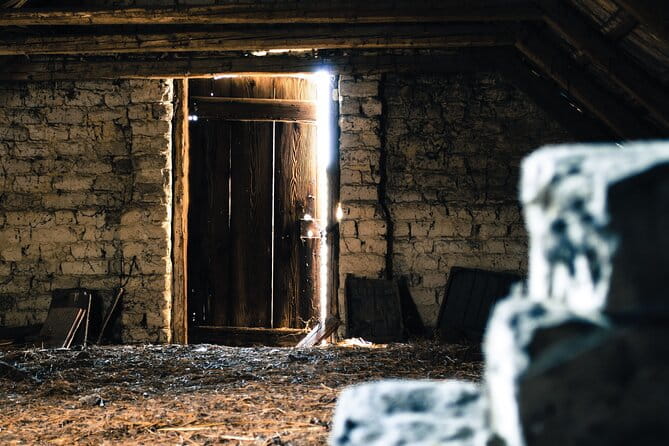 Pisa Walking Tour with Audio and Written Guide by a Local - Exploring Religious and Historic Gems