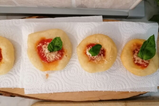 Pizza e Tiramisù class with local mum in Positano - FAQ