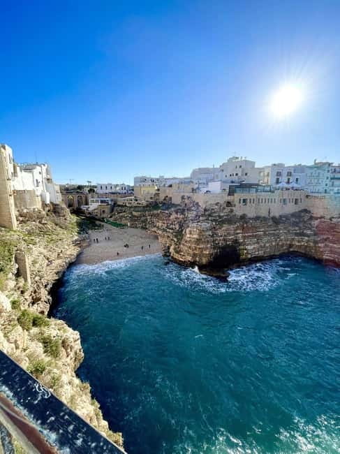 Polignano a Mare: Guided walking tour - Iconic Landmarks and Panoramic Highlights