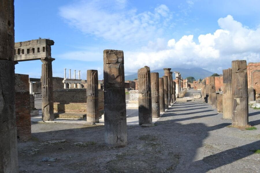 Pompeii: 2-Hour Guided Tour with an Archaeologist - Who Should Consider This Tour?