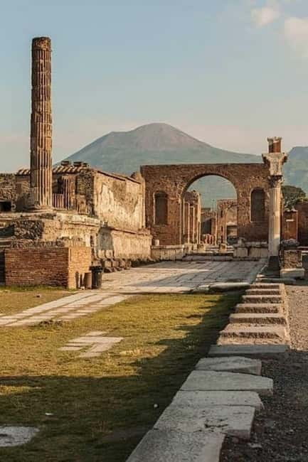 Pompeii and Amalfi Coast: small groups from Rome with a visit to the excavations - Who This Tour Is Perfect For