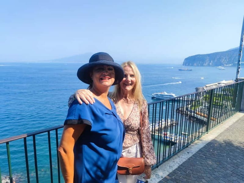 Pompeii and Sorrento: Day Trip by Train and limoncello tasting - Pizza and Limoncello in Sorrento