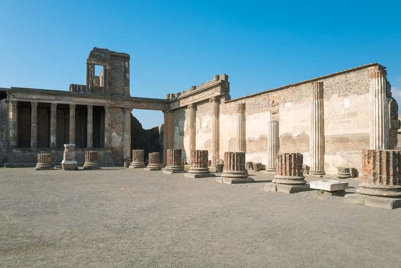 Pompeii & Herculaneum Tour with an archeologist - The Jewel of Herculaneum: A Closer Look