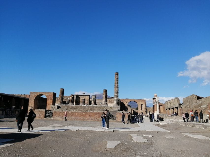 Pompeii: Private Guided Tour with an archeologist - Exploring Pompeii with a Personal Touch