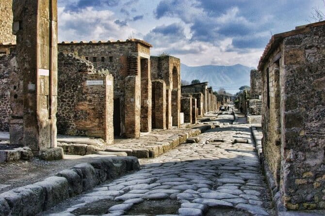 Pompeii: Skip-the-Line Entry Ticket with Digital Audio Guide - A Closer Look at the Itinerary and Key Stops