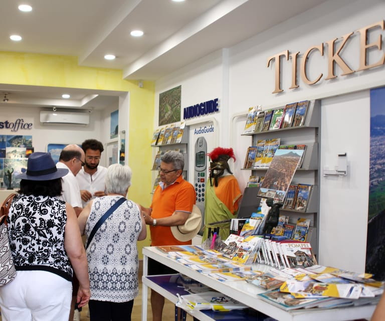 Pompeii Skip the Line Ticket + Guide Book with itineraries - FAQ