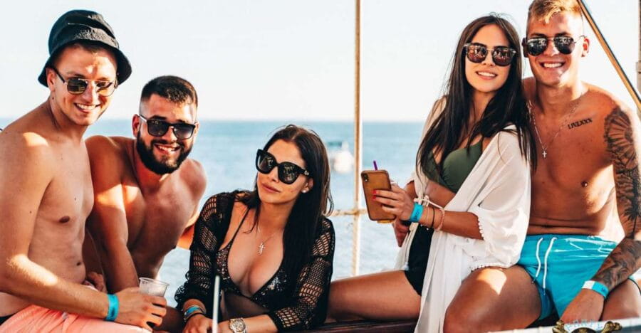 Pore: Boat Party Cruise with Drinks, DJ, and After-Party - Price and logistics