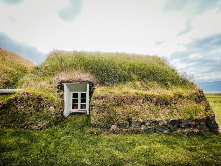 Port Akureyri: Godafoss Waterfall, Laufas & Forest Lagoon - The Magnificent Goðafoss Waterfall